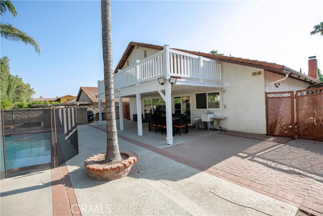 10670 Deering Avenue, Chatsworth CA: https://media.crmls.org/medias/f020ae07-8d84-4e16-a76b-fea7220207a5.jpg