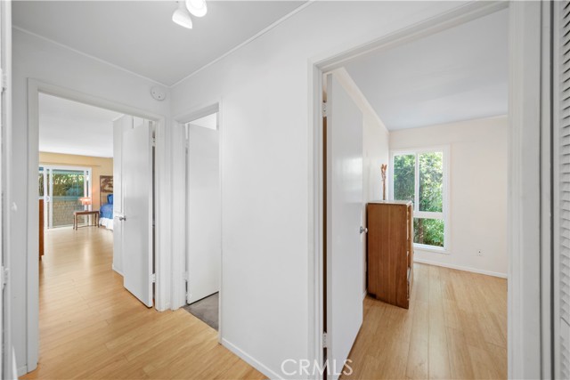 Image 12 of 21 For 16851 Morse Circle