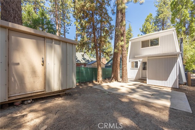 42641 Falcon Avenue, Big Bear Lake CA: https://media.crmls.org/medias/f021795a-b095-4f1f-8c5b-823798ed766a.jpg