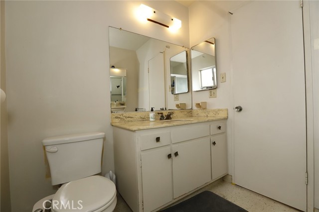 Detail Gallery Image 21 of 27 For 1656 W Gardena Bld, Gardena,  CA 90247 - 4 Beds | 2 Baths