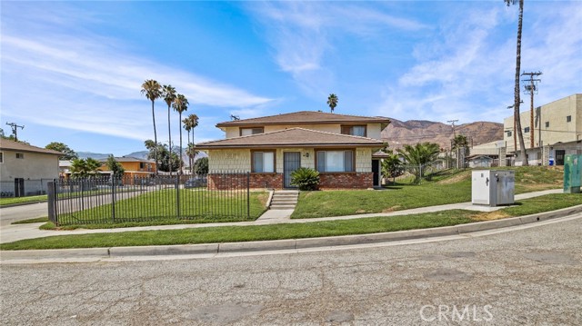 Detail Gallery Image 2 of 14 For 3568 20th St, Highland,  CA 92346 - 2 Beds | 1 Baths