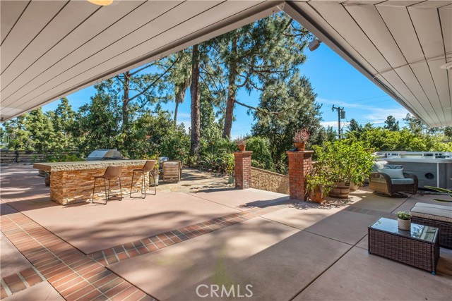 Detail Gallery Image 28 of 48 For 2120 Yucca, Fullerton,  CA 92835 - 4 Beds | 4 Baths