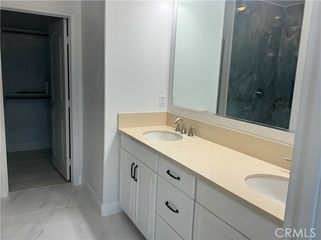 Detail Gallery Image 13 of 14 For 168 Rose Arch, Irvine,  CA 92620 - 3 Beds | 2/1 Baths