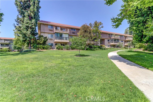Front Image Thumbnail for CRLG26194285