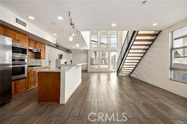 Detail Gallery Image 5 of 30 For 536 Brea Bld, Brea,  CA 92821 - 3 Beds | 3 Baths