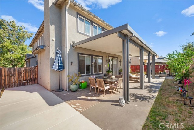 38327 Rancho Vista Dr, Beaumont CA: https://media.crmls.org/medias/f024a240-d753-4a81-a549-d3b87a8b0198.jpg