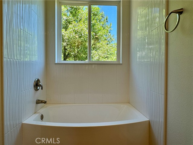 Detail Gallery Image 34 of 52 For 851 Madera Ln, Lake Arrowhead,  CA 92352 - 4 Beds | 3/1 Baths