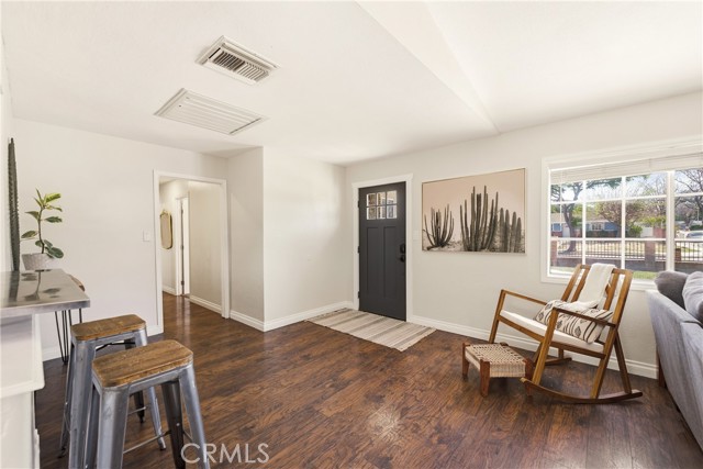 Detail Gallery Image 26 of 29 For 2041 Lupin St, Simi Valley,  CA 93065 - 3 Beds | 2 Baths