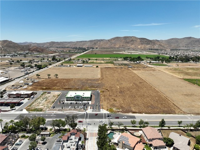 0 W. Esplanade Avenue, San Jacinto, California 92582, ,Land,For Sale,0 W. Esplanade Avenue,CRIV23124321