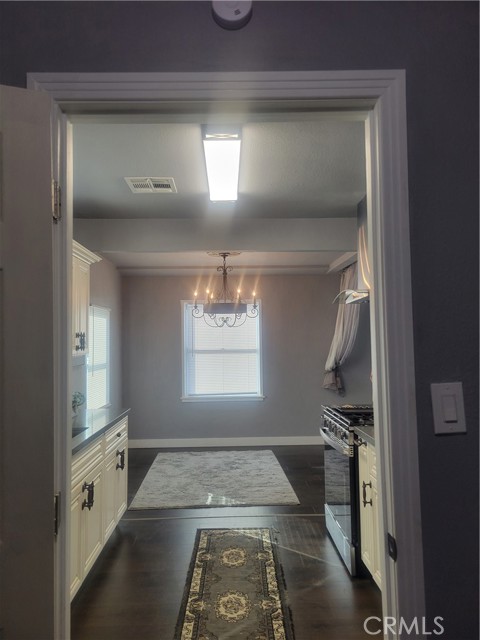 Detail Gallery Image 7 of 11 For 7341 Lillian Ln, Highland,  CA 92346 - 3 Beds | 1 Baths