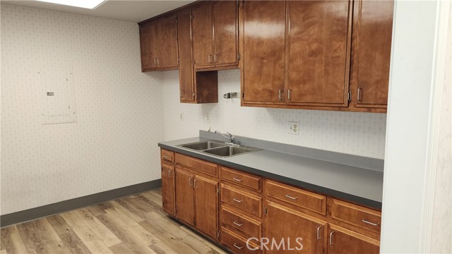 1367 E Lassen Avenue, Chico, California 95973, ,Commercial Lease,For Rent,1367 E Lassen Avenue,CRSN24169336