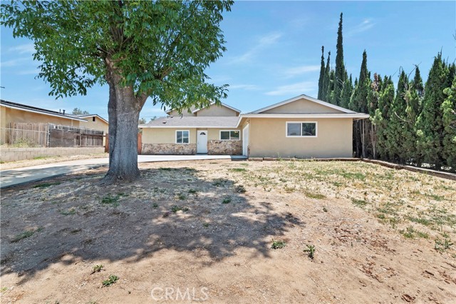 Detail Gallery Image 2 of 29 For 11374 Weber Ave, Moreno Valley,  CA 92555 - 4 Beds | 3 Baths