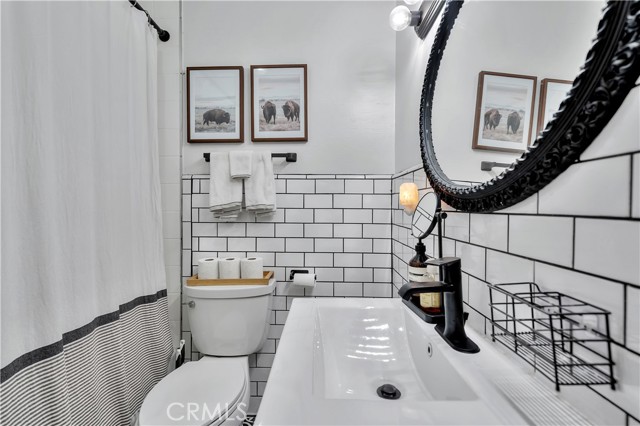 Detail Gallery Image 20 of 51 For 6514 Coldwater Canyon Ave, Valley Village,  CA 91606 - 4 Beds | 3 Baths