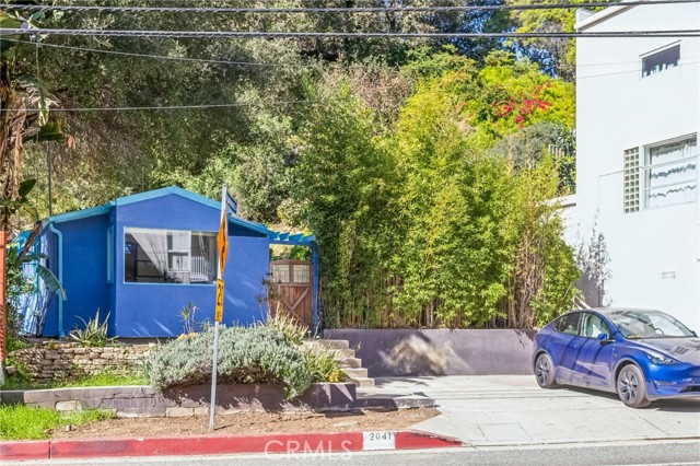 2 Bed Home for Sale in Los Angeles, California