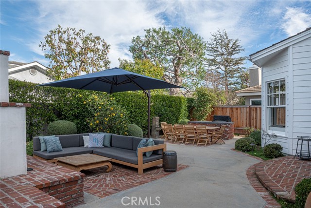 1930 Port Bishop Place, Newport Beach CA: https://media.crmls.org/medias/f028d07e-e8a7-4d0a-9cdf-ddba82a52aa1.jpg