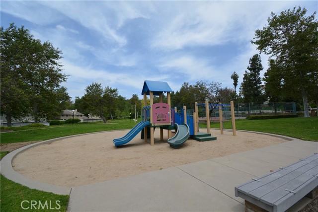 Detail Gallery Image 44 of 49 For 5855 via Sonora #39,  Yorba Linda,  CA 92887 - 3 Beds | 2/1 Baths