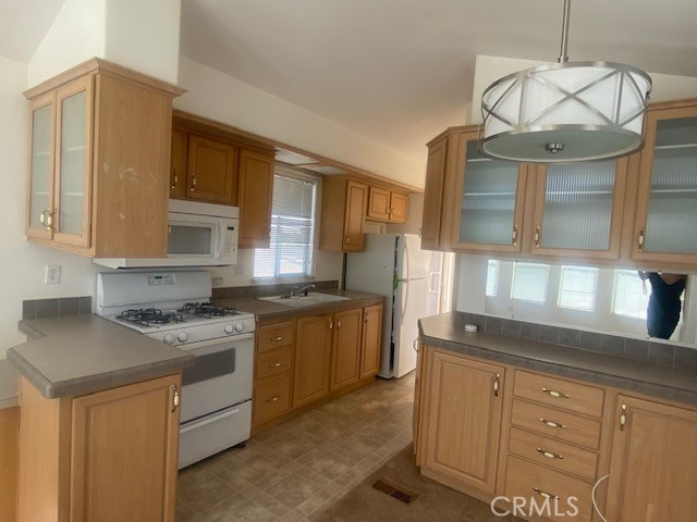 Detail Gallery Image 3 of 29 For 843 Fernwood, San Jacinto,  CA 92583 - 1 Beds | 1 Baths