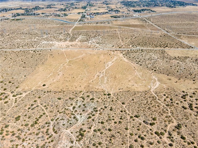 Detail Gallery Image 6 of 9 For 82 Mt Emma Rd, Palmdale,  CA 93550 - – Beds | – Baths