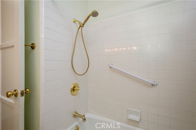 Full Bathroom Shower