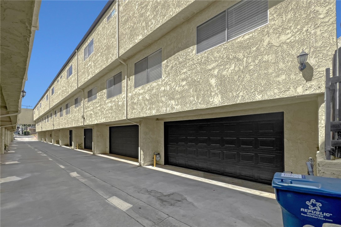 Detail Gallery Image 19 of 20 For 820 S Stoneman Ave #8,  Alhambra,  CA 91801 - 3 Beds | 2/1 Baths