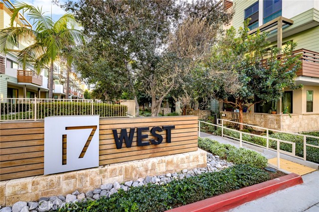 Detail Gallery Image 28 of 31 For 657 Wedge, Costa Mesa,  CA 92627 - 3 Beds | 2/2 Baths