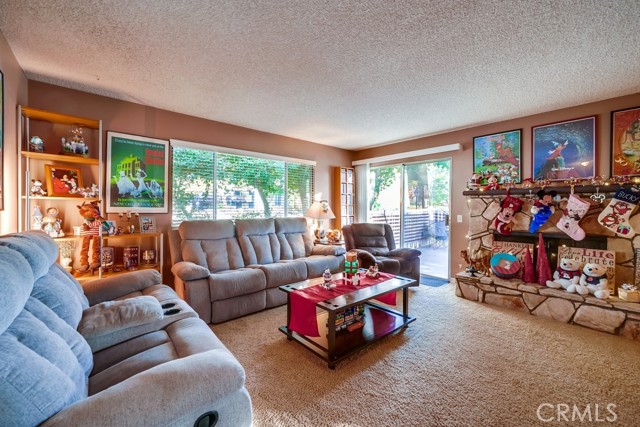 Detail Gallery Image 3 of 26 For 28386 via Princesa, Murrieta,  CA 92563 - 2 Beds | 2 Baths