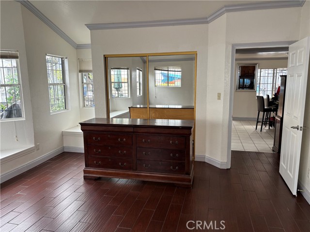 Detail Gallery Image 11 of 22 For 130 E Sycamore, Arcadia,  CA 91006 - 2 Beds | 2 Baths