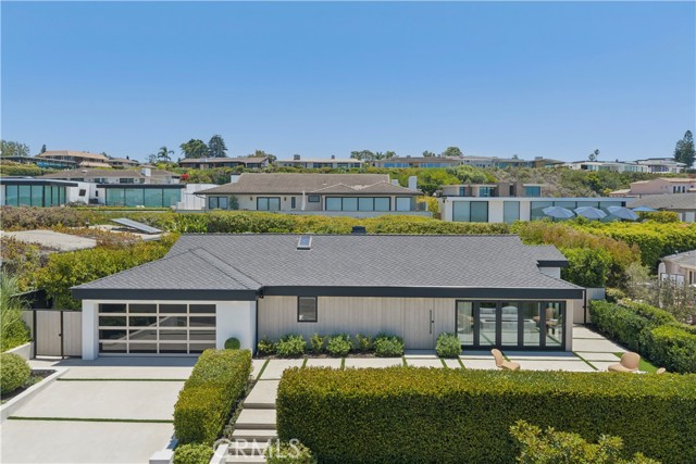 1120 White Sails WAY