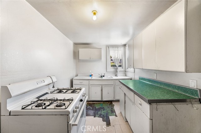 Detail Gallery Image 12 of 32 For 9804 Palmetto Ave, Fontana,  CA 92335 - 2 Beds | 1 Baths