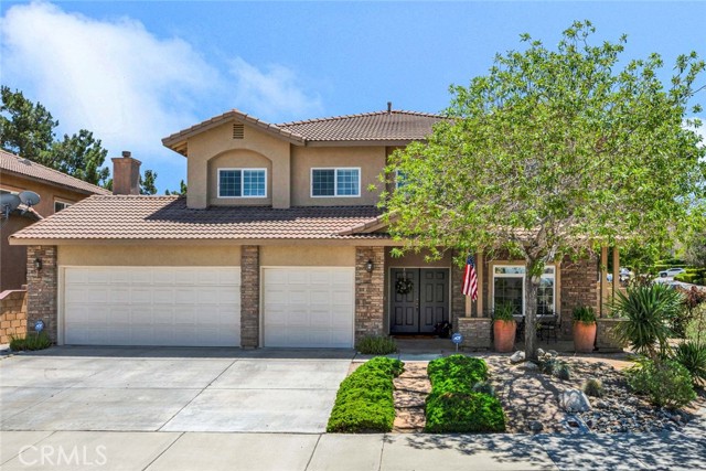 Detail Gallery Image 2 of 49 For 4100 Waterville Ct, Palmdale,  CA 93551 - 6 Beds | 3 Baths