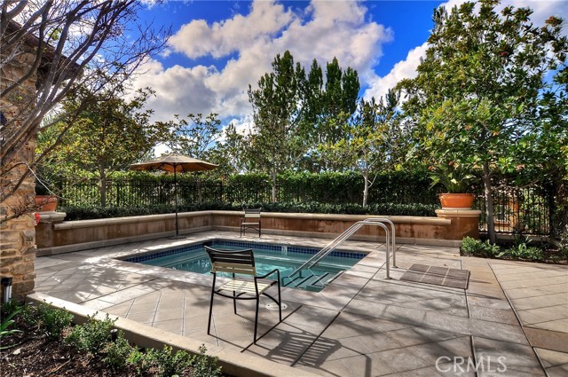 Detail Gallery Image 17 of 18 For 246 Coral Rose, Irvine,  CA 92603 - 2 Beds | 2/1 Baths