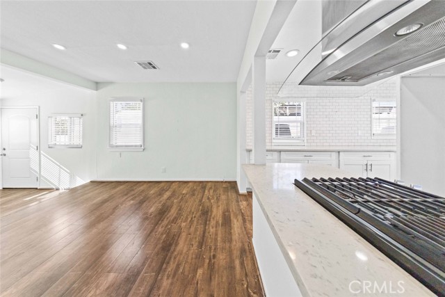 Detail Gallery Image 19 of 22 For 10717 Cantara St, Sun Valley,  CA 91352 - 3 Beds | 2 Baths