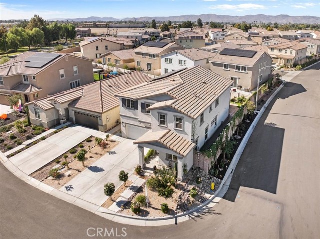 Detail Gallery Image 35 of 37 For 728 Freesia Cir, San Jacinto,  CA 92583 - 4 Beds | 3/1 Baths