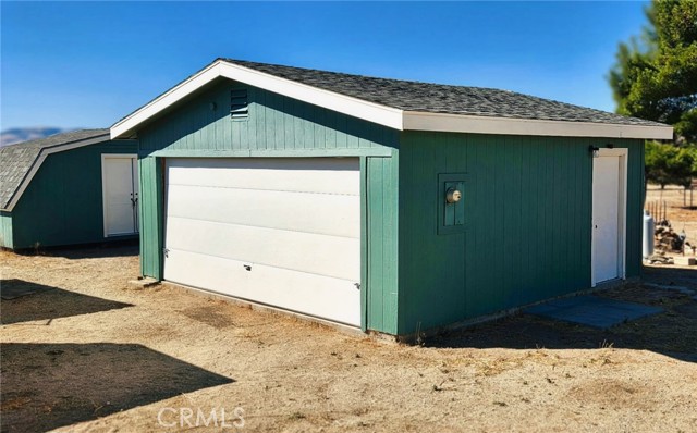 49645 Three Points Road, Lancaster CA: https://media.crmls.org/medias/f031db04-2ff0-47a5-96ff-455d3e3f2b99.jpg