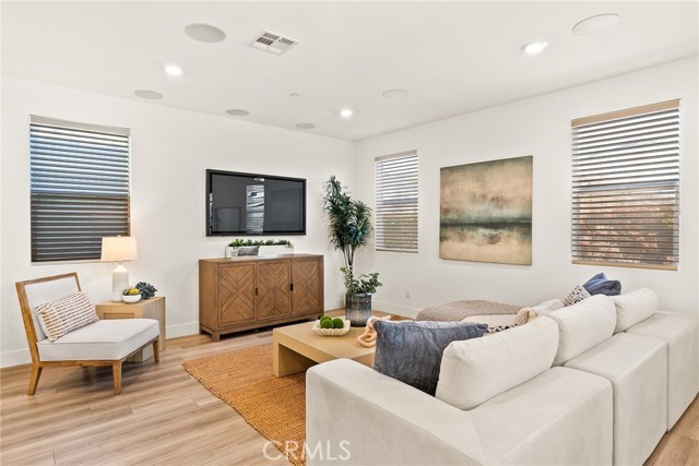 27636 S Evergreen Place, San Pedro CA: https://media.crmls.org/medias/f0334bd6-4fda-40ab-aedc-60865179c7a1.jpg