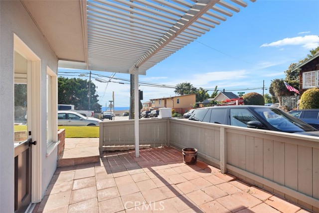 Detail Gallery Image 31 of 32 For 1800 Glenneyre St, Laguna Beach,  CA 92651 - 3 Beds | 3 Baths