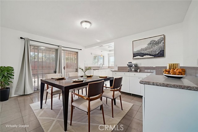 Detail Gallery Image 5 of 23 For 24335 Sykes Dr, Moreno Valley,  CA 92553 - 3 Beds | 2 Baths