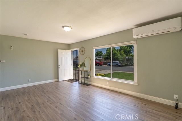 Detail Gallery Image 5 of 24 For 1033 Barney St, Merced,  CA 95340 - 3 Beds | 1 Baths