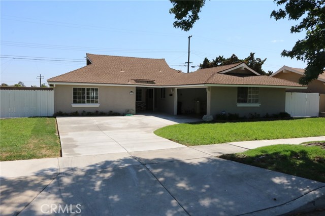 320 Azure Court, Upland, CA 91786