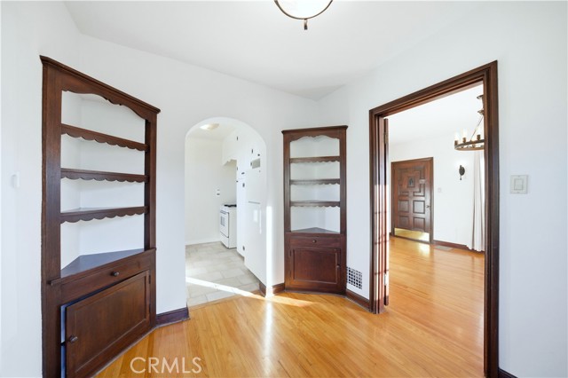 Detail Gallery Image 41 of 59 For 790 Santiago, Long Beach,  CA 90804 - 4 Beds | 4 Baths