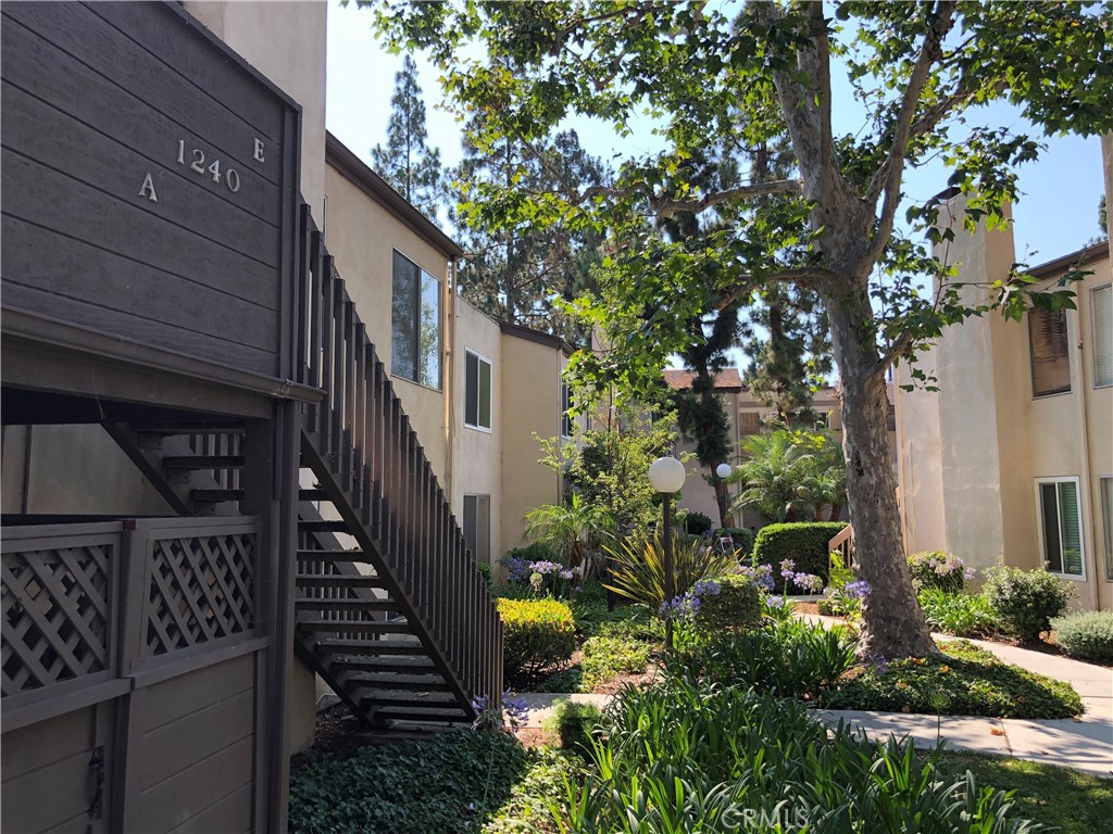 1240 Cabrillo Park