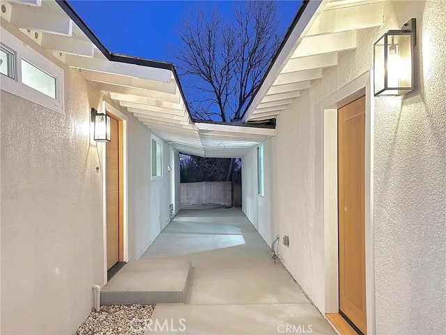 13186 Herron Street, Sylmar CA: https://media.crmls.org/medias/f0362aa8-ba2d-435d-ad35-154f7c9dfcfe.jpg