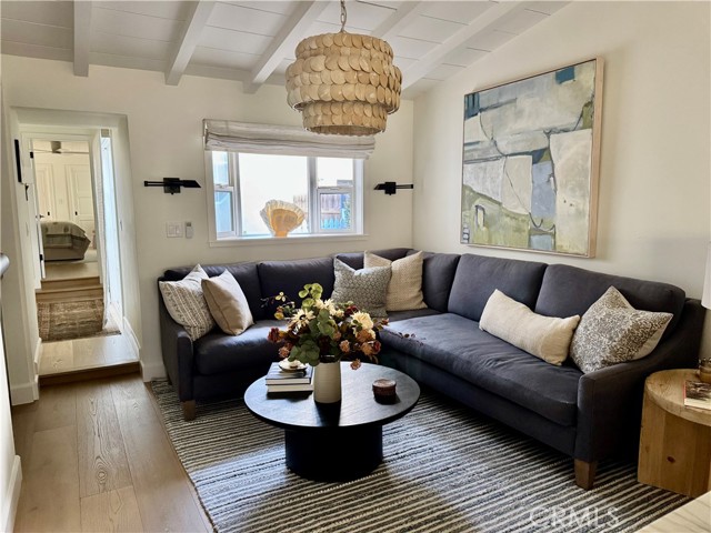 Detail Gallery Image 8 of 21 For 718 Fernleaf, Corona Del Mar,  CA 92625 - 3 Beds | 3 Baths