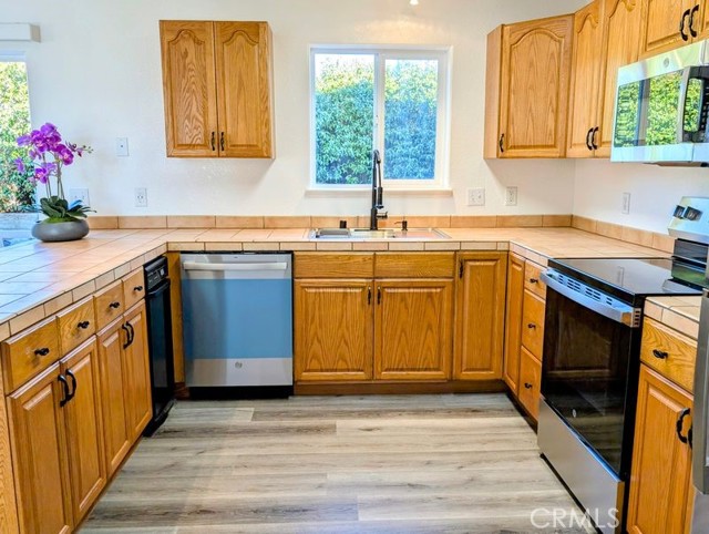 5377 Lancaster Road, Lakeport CA: https://media.crmls.org/medias/f037d4fd-301a-485f-9247-713e545111f7.jpg