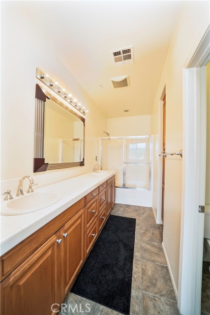 15315 Ashley Court, Whittier CA: https://media.crmls.org/medias/f0385180-664e-40d3-bf80-5804801d0cbd.jpg