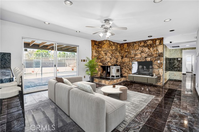 17558 Lahey Street, Granada Hills CA: https://media.crmls.org/medias/f03877a0-a624-482f-b381-aad26dedf7b6.jpg