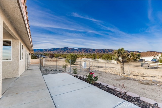 Detail Gallery Image 42 of 64 For 1118 Smoke Tree Rd, Pinon Hills,  CA 92372 - 3 Beds | 2 Baths