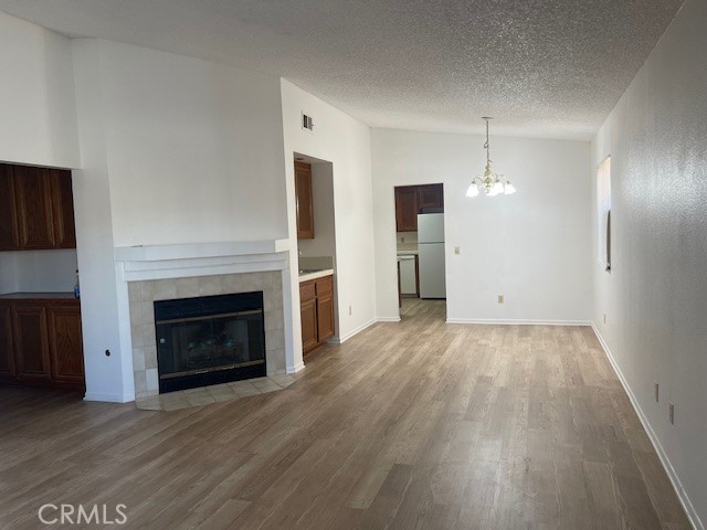 Detail Gallery Image 3 of 21 For 743 via Linda Dr, Hemet,  CA 92545 - 2 Beds | 2 Baths