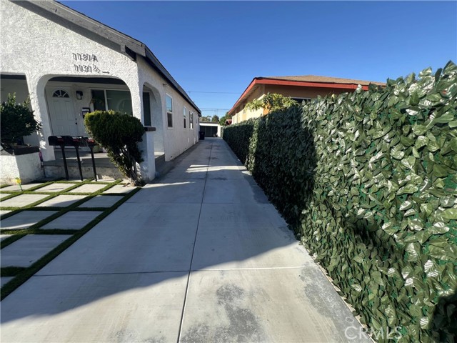 Detail Gallery Image 2 of 58 For 1131 E 21st, Long Beach,  CA 90806 - 5 Beds | 5 Baths