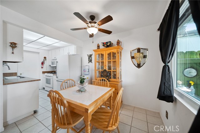 301 San Dimas Avenue, Oceanside, California 92057, 2 Bedrooms Bedrooms, ,2 BathroomsBathrooms,Residential,For Sale,San Dimas Avenue,SW24114512